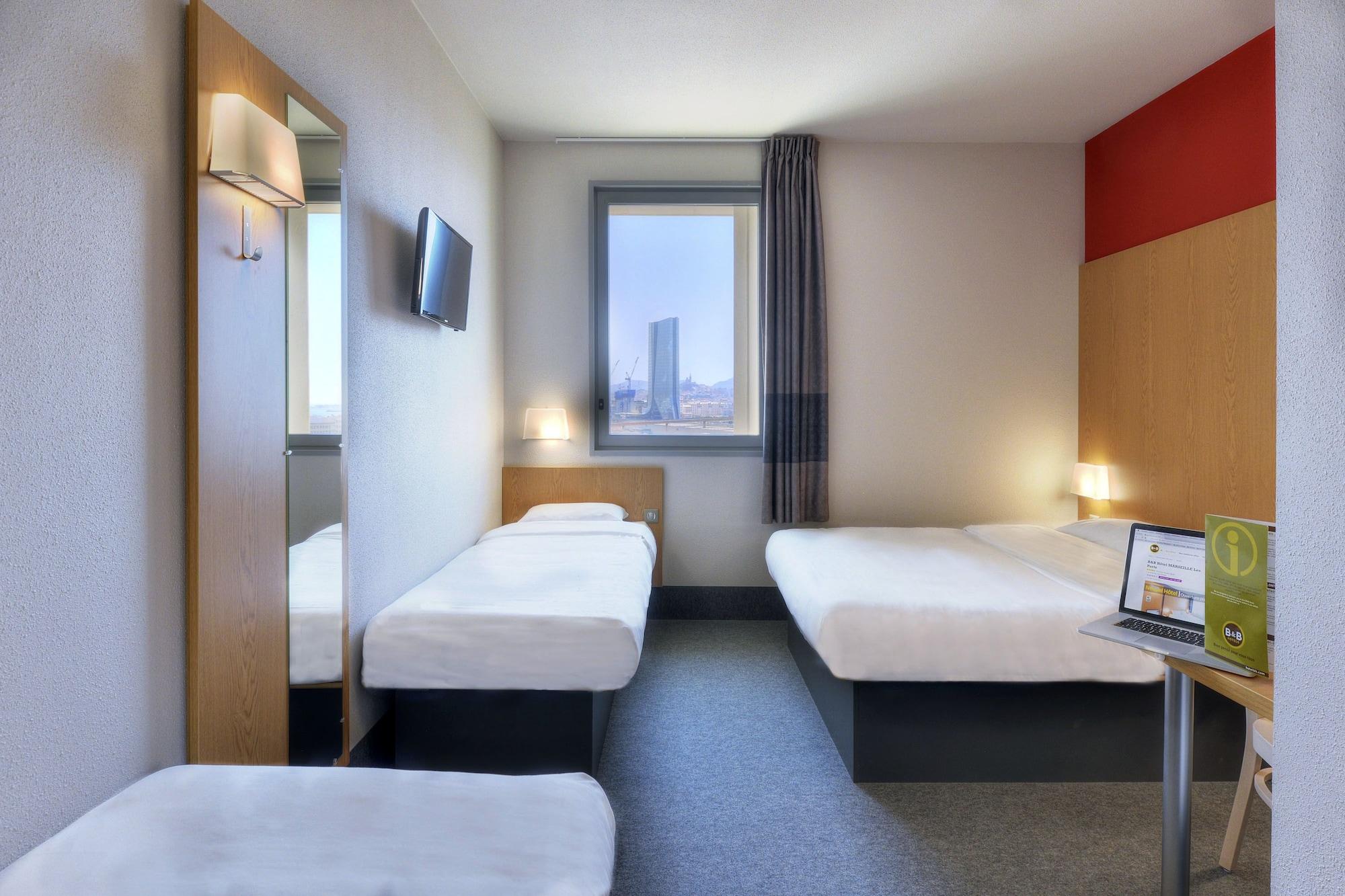 B&B Hotel Marseille Les Ports Exteriör bild