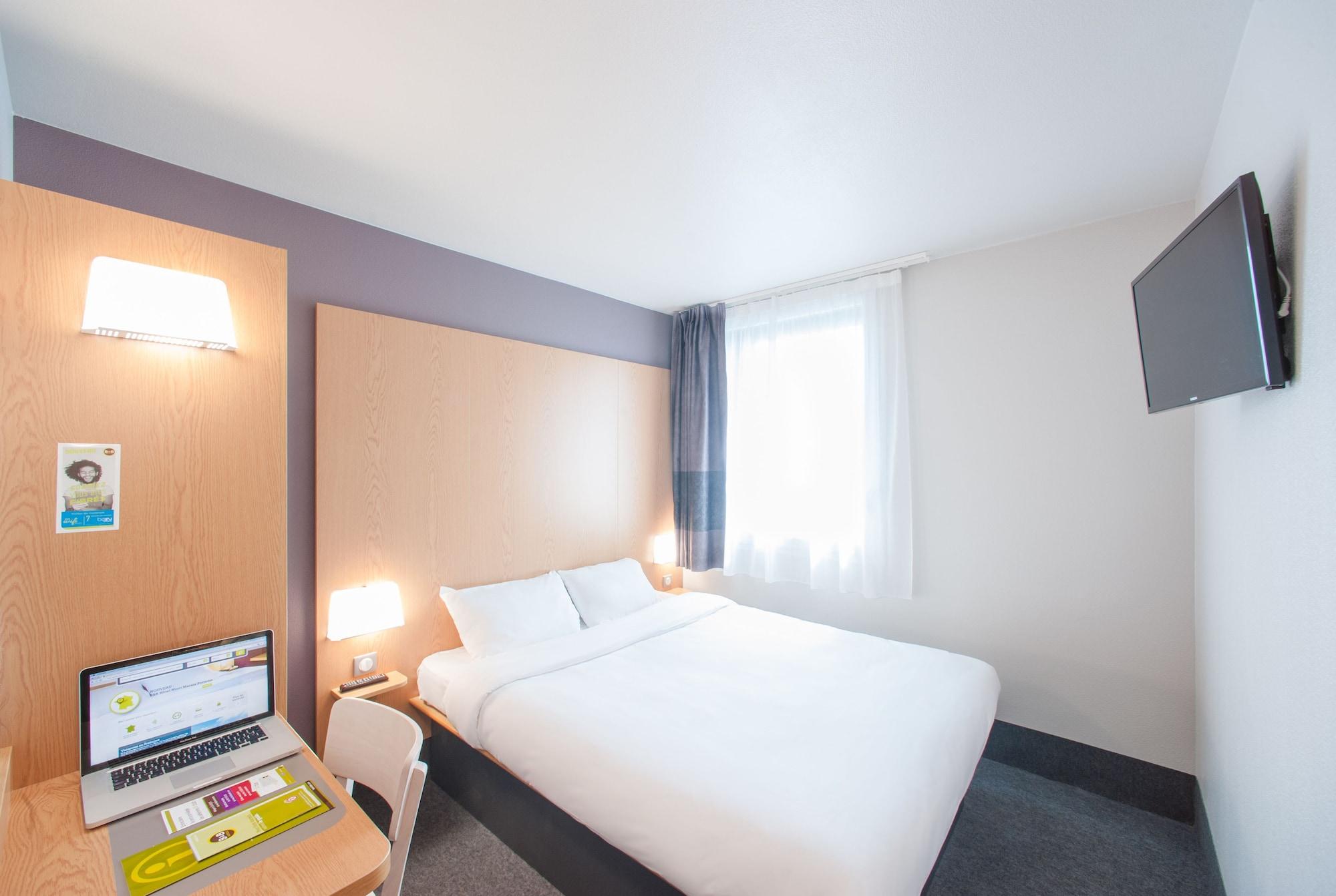 B&B Hotel Marseille Les Ports Exteriör bild